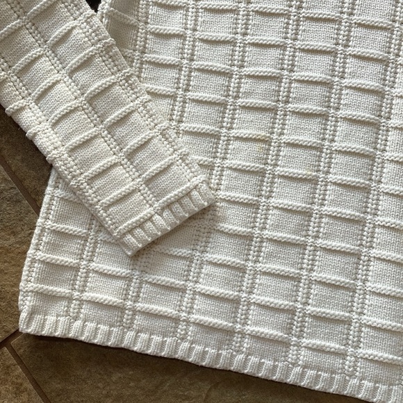 + nwot + LIZ CLAIBORNE Large Waffle Knit Turtleneck Sweater - Picture 4 of 6